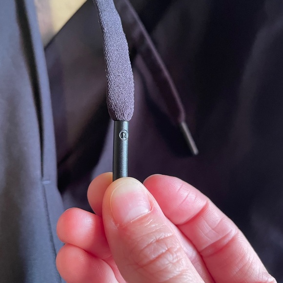 Lululemon ABC Jogger *Shorter 28" in Black - Picture 7 of 9